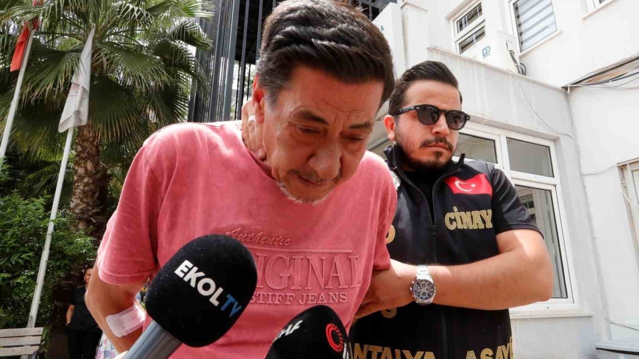 37 Bıçak Darbesiyle Oğlunu Öldüren Baba İkinci Kez Hakim Karşısında: "Ağabeyim Cennette" Gözyaşlarına Boğdu