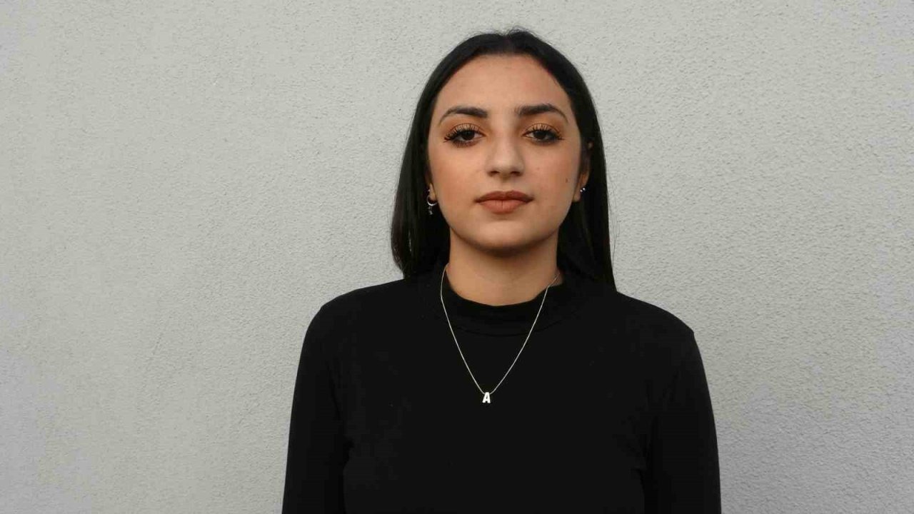 Boşandığı Eşi Tarafından Öldürülen Kadının Kızından Çağrı: "Annem Hayatını Bize Adamıştı"