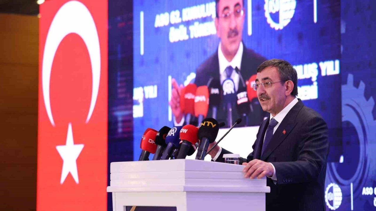 Cumhurbaşkanı Yardımcısı Yılmaz: "Enflasyon Yeniden Düşüş Eğilimine Girmiş Durumda"