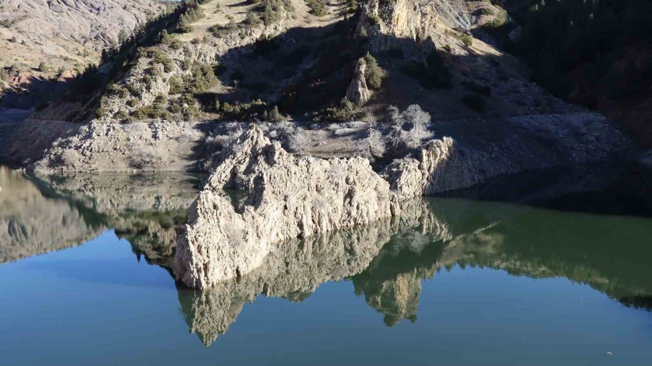 Erzurum Oltu'daki Sivridere Barajı Tarıma Can Suyu Oldu