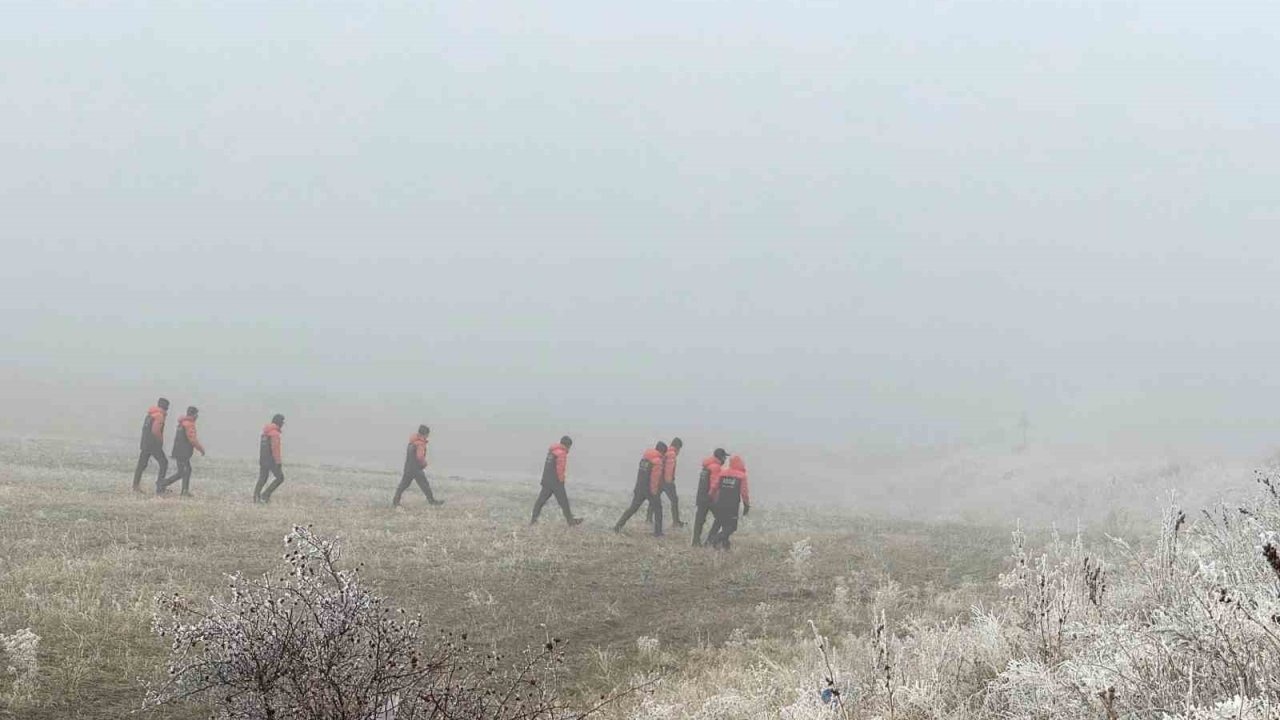 Erzurum’da Yoğun Siste Kaybolan Çoban ve 150 Koyun Aranıyor