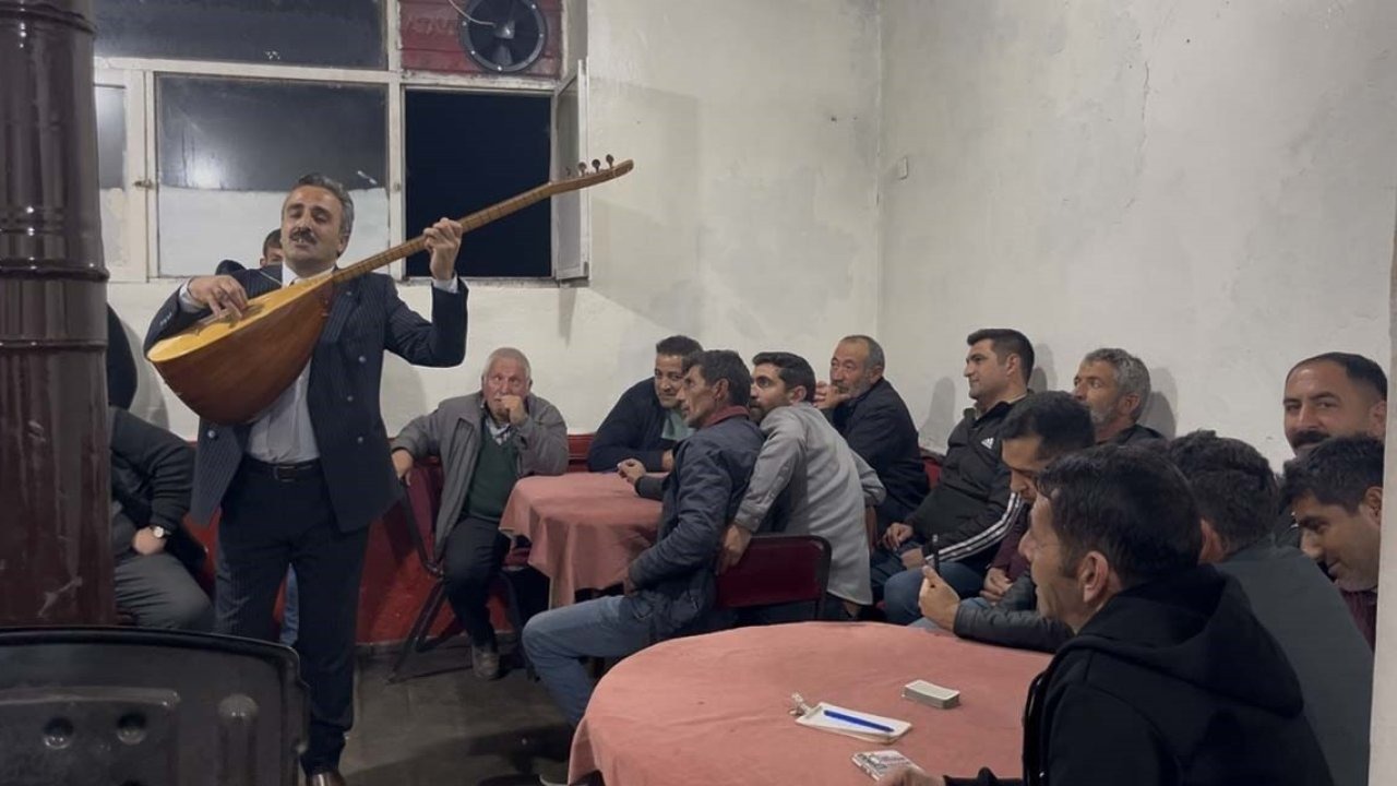 Kars’ta Aşıklık Geleneği Köy Odalarında Yaşatılıyor