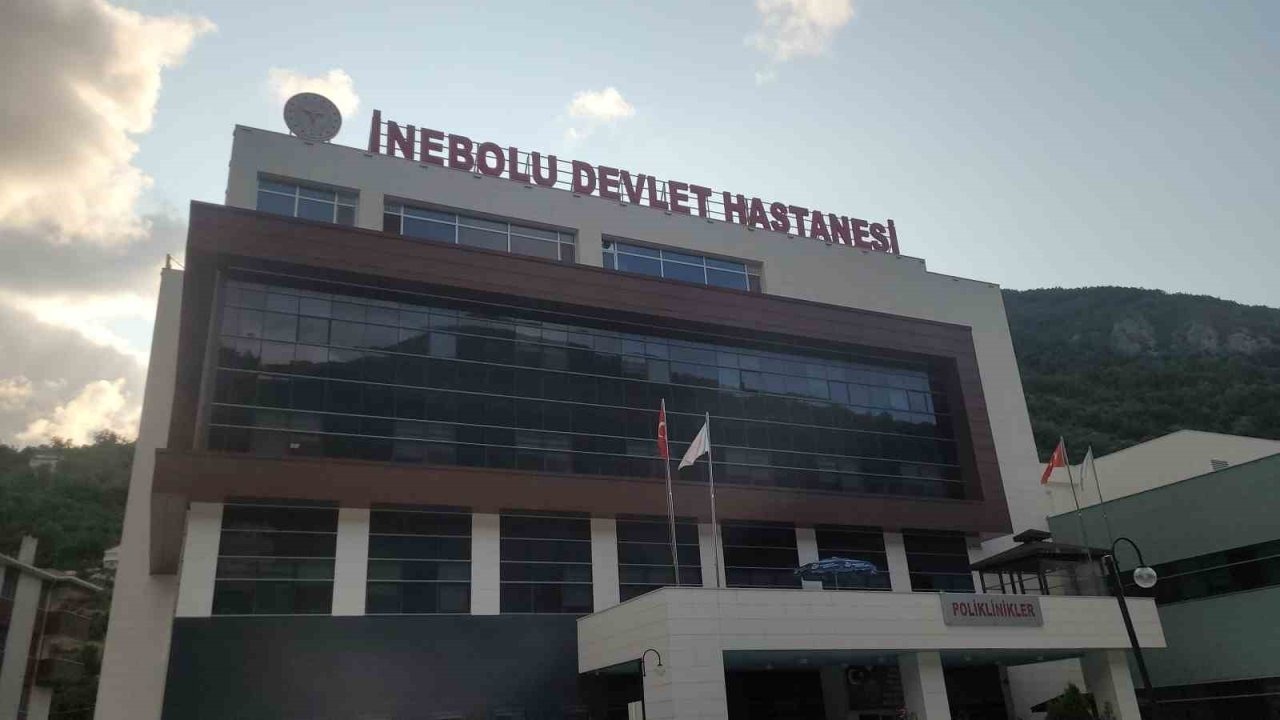 Kastamonu'da Mevlit Yemeği Zehirledi: 15 Kişi Hastanelik Oldu