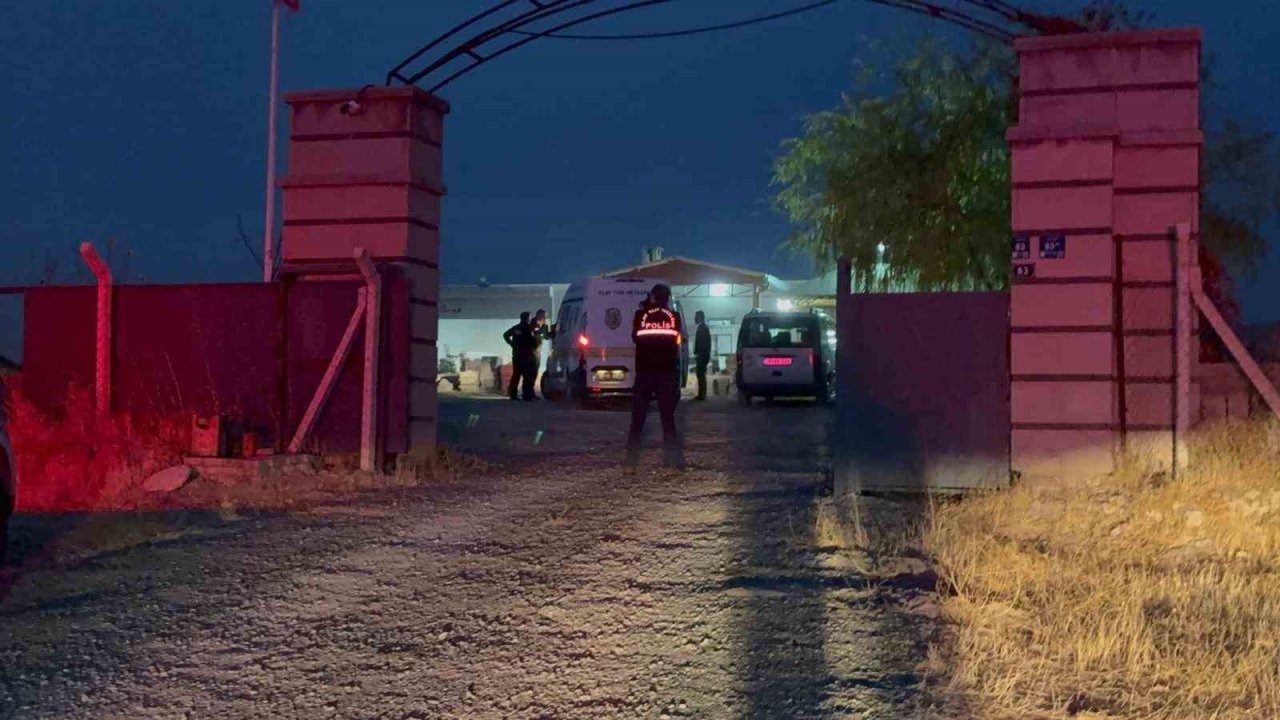 Kayseri'de Korkunç Miras Kavgası: Amcası Dahil 4 Kişiyi Bıçakladı!