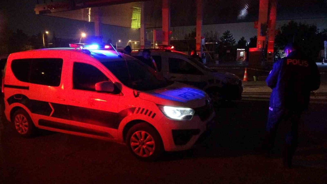 Malatya'da Bıçaklı Kavga: 2 Kişi Yaralandı