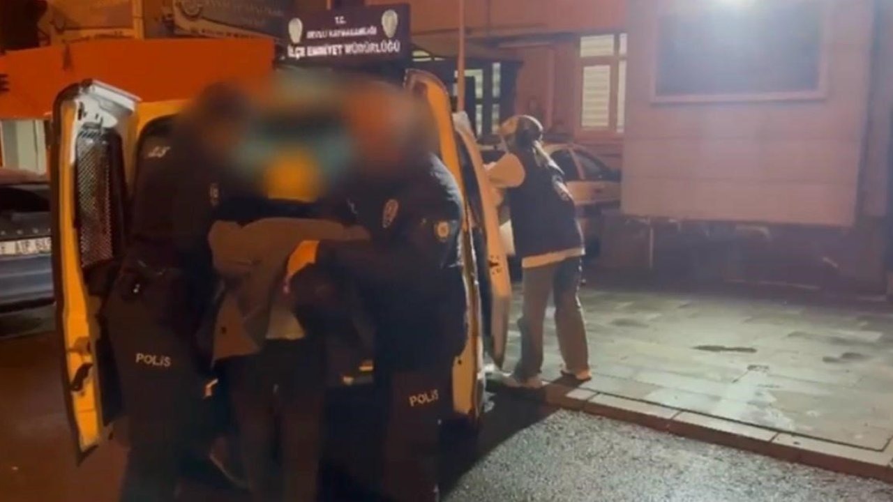 Sahte Altın Bozduran Şebeke Çökertildi: 5 Kişi Yakalandı