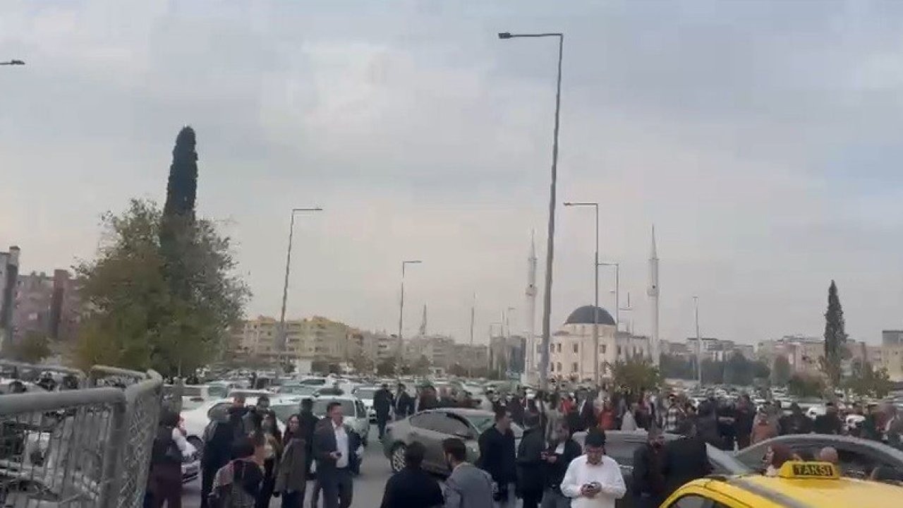 Son Dakika!!! Şanlıurfa Adliyesinde Patlama: 4 Yaralı