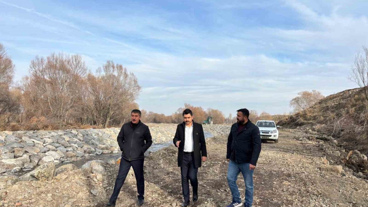 Susuz Çayı'nda Taşkın Riski İçin Islah ve Koruma Çalışmaları Yapılıyor