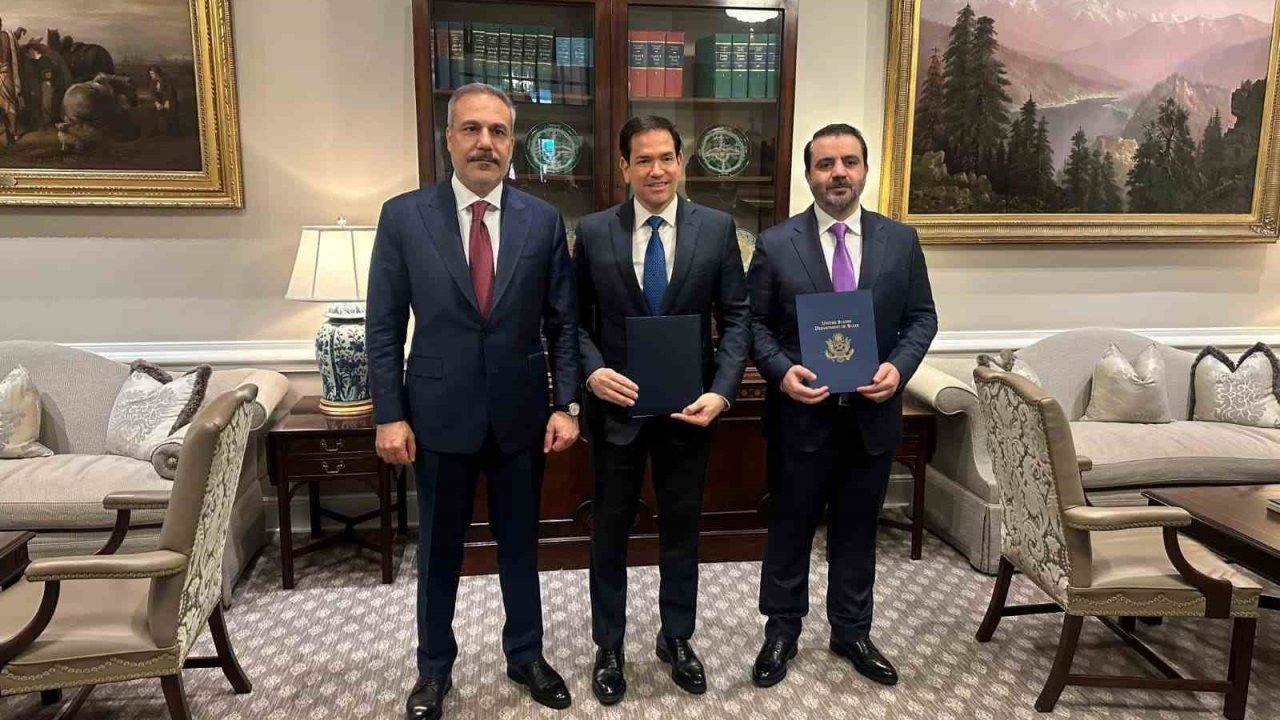 TARİHİ ZİRVE: Suriye-ABD-Türkiye Üçlü Görüşmesi Beyaz Saray'da Yapıldı!