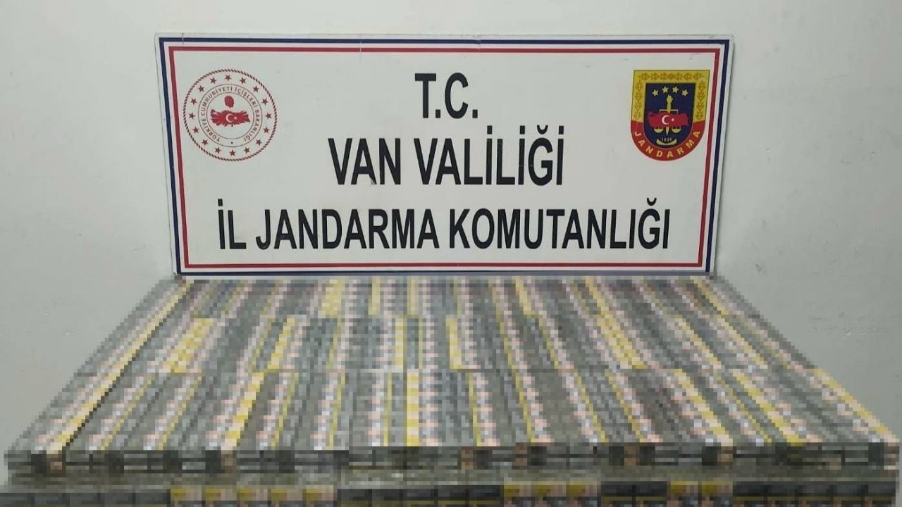 Van Başkale'de Kaçak Sigara Operasyonu: Bin 980 Paket Ele Geçirildi