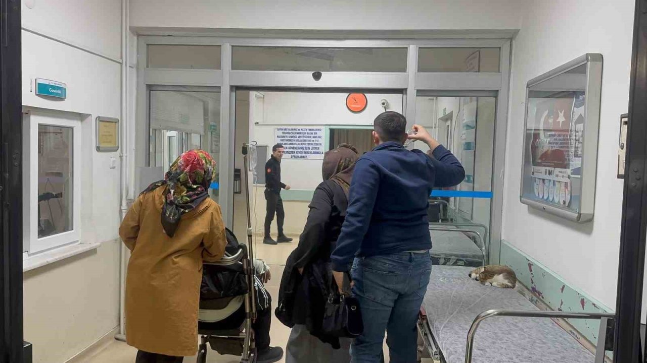 Zonguldak Alaplı'da Düğün Yemeği Zehirlenmesi: 8 Kişi Hastaneye Kaldırıldı