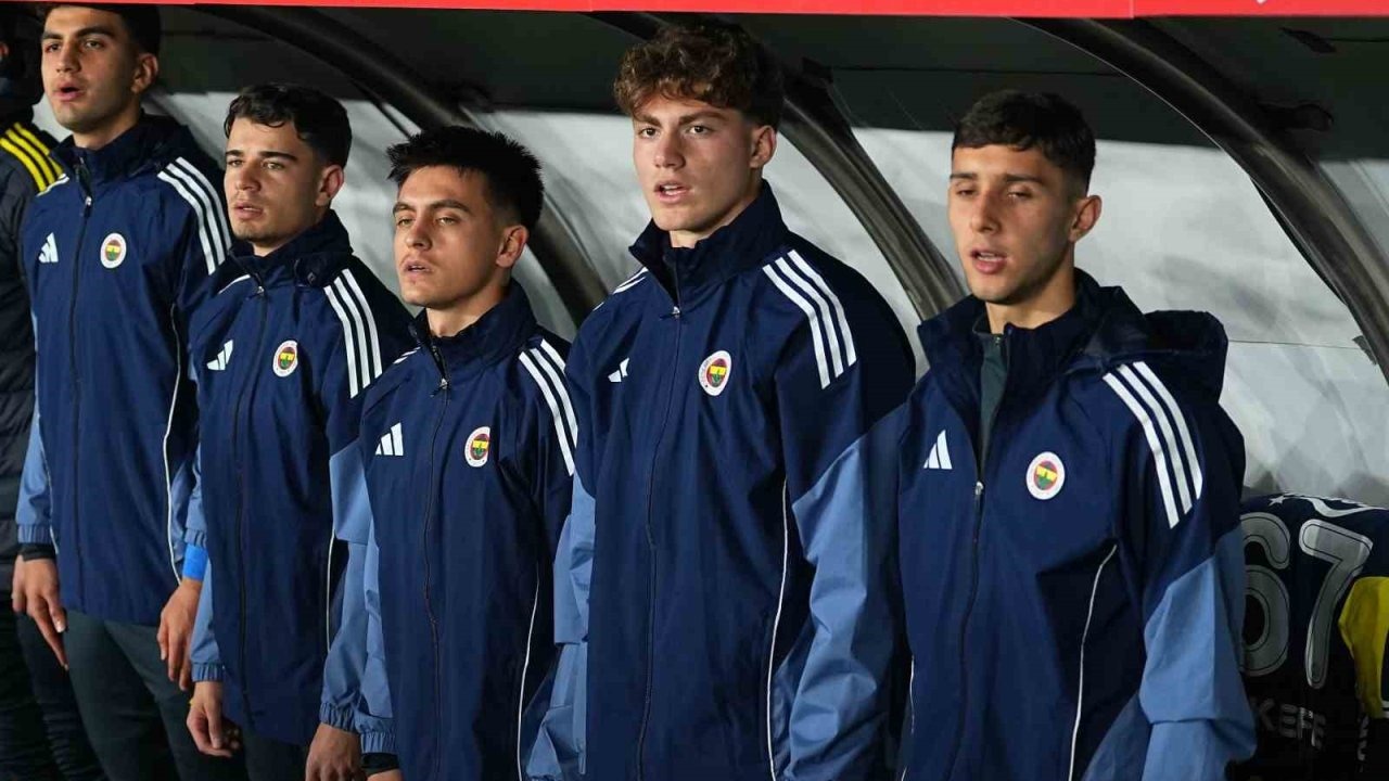 18 yaşındaki Haydar Karataş ile 16 yaşındaki Alaettin Ekici, derbide forma giydi