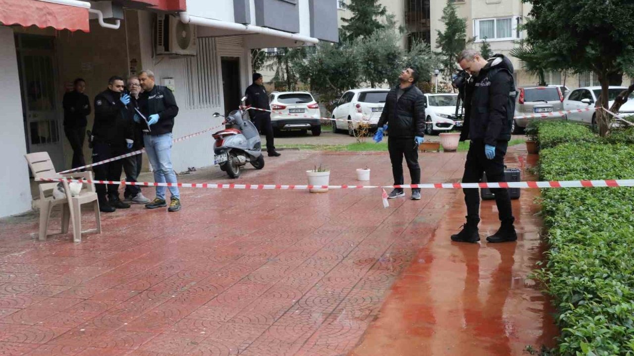 Antalya’da 5 yaşındaki oğlunun ölümünün ardından anne de balkondan düştü