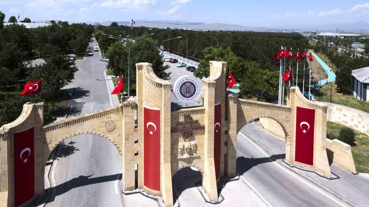 Atatürk Üniversitesi 2025 YÖK Raporunda Zirveye Yerleşti