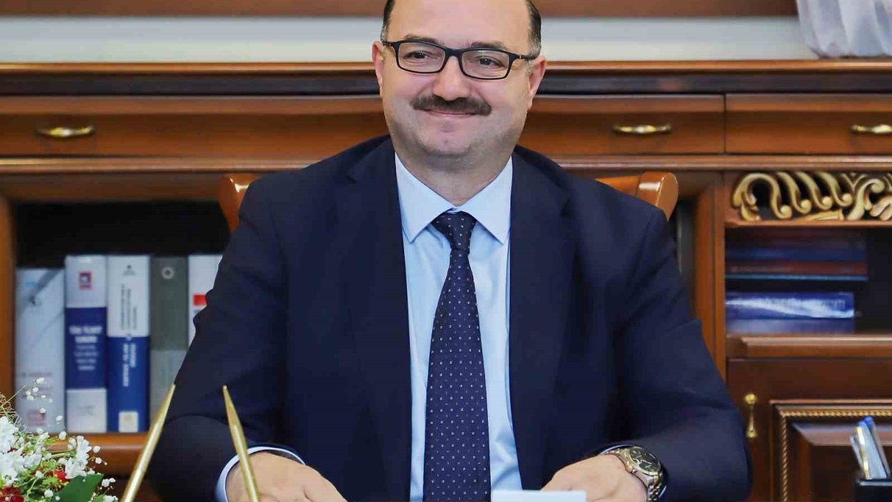 Atatürk Üniversitesi'nden TÜBİTAK Projelerine Rekor Başvuru: 1141 Projeyle Bilimsel Üretkenlik Teyit Edildi