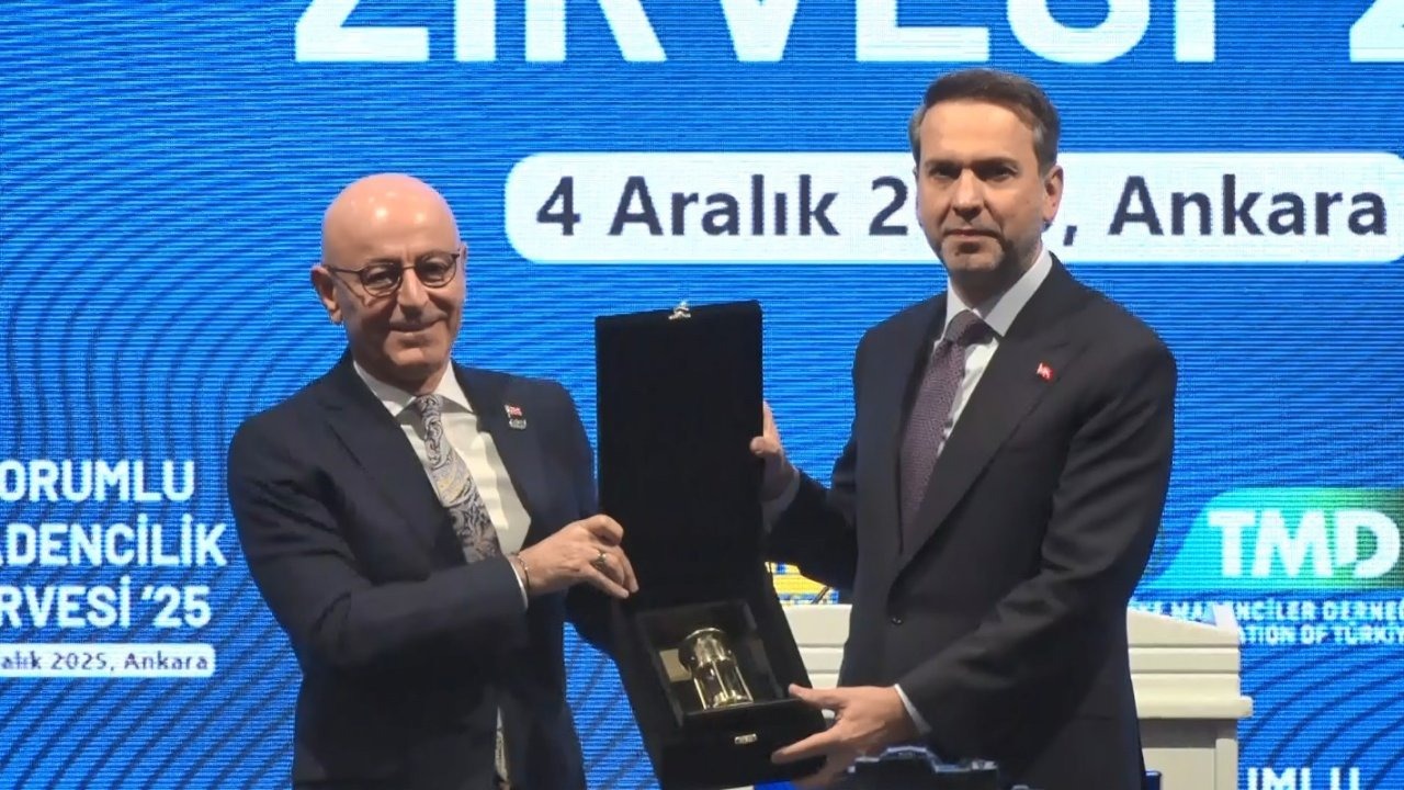 Bakan Bayraktar'dan Madencilik Sektörüne Sermaye Çağrısı: "İstanbul'da Maden Borsamızı Hayata Geçirmek Hedefimiz"