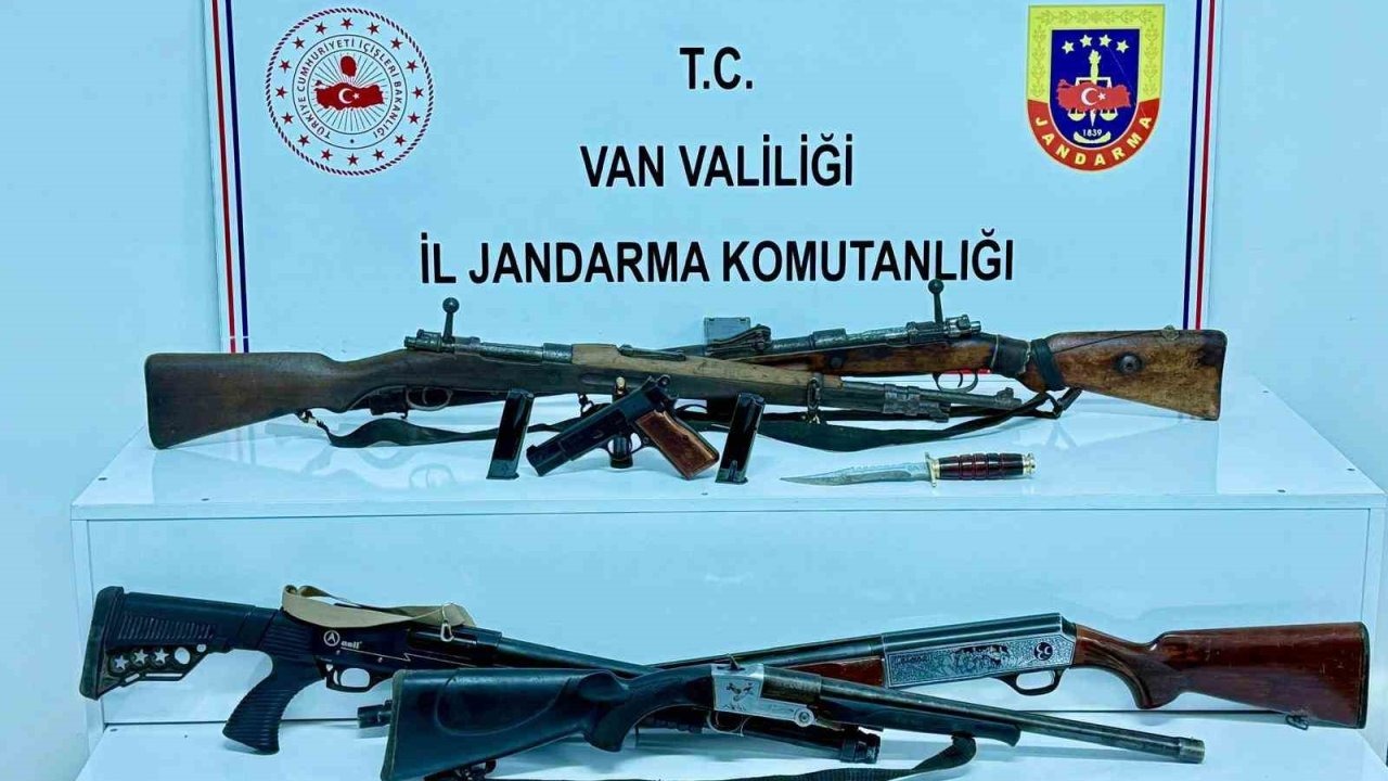 Erciş’te Silah Operasyonu: Çok Sayıda Mühimmat Ele Geçirildi