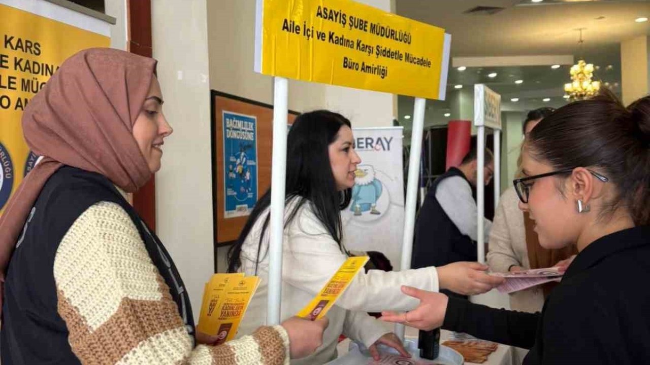 Kars’ta Üniversite Öğrencilerine KADES Eğitimi