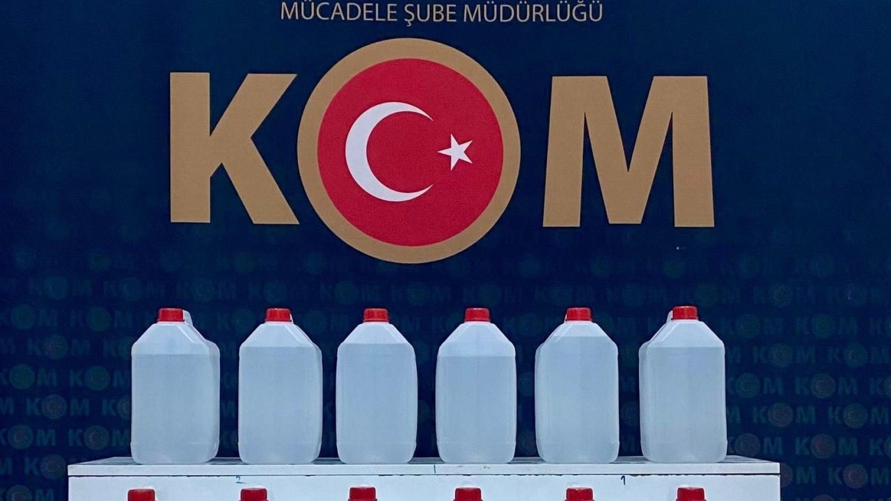 Kars’ta Yılbaşı Öncesi Sahte İçki Operasyonu: 13 Gözaltı
