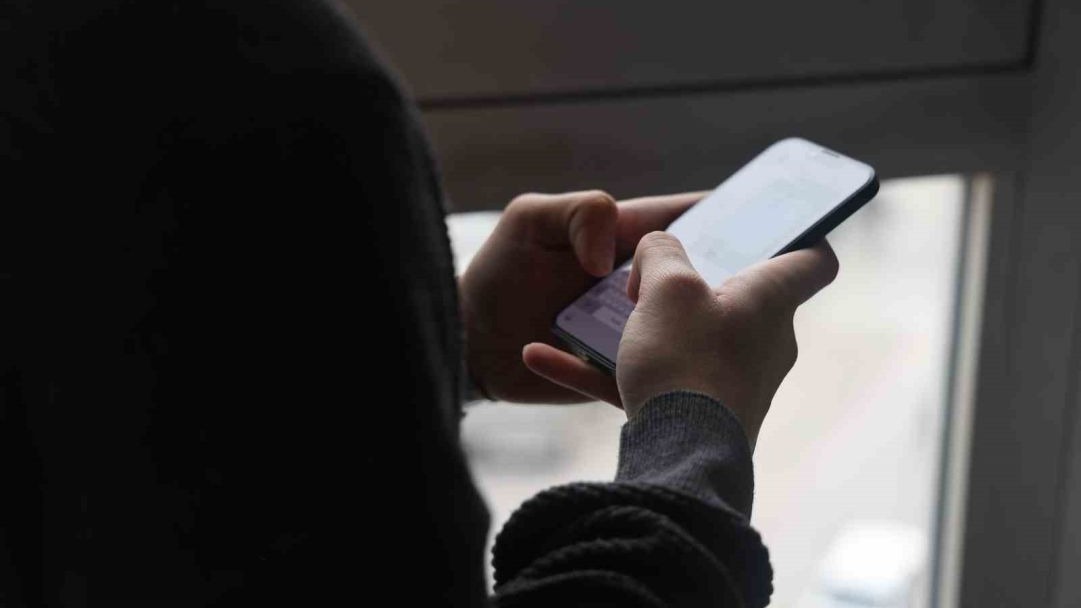 Uzmanlar Uyarıyor: Kısa Video Bağımlılığı Dikkat ve Motivasyonu Yok Ediyor