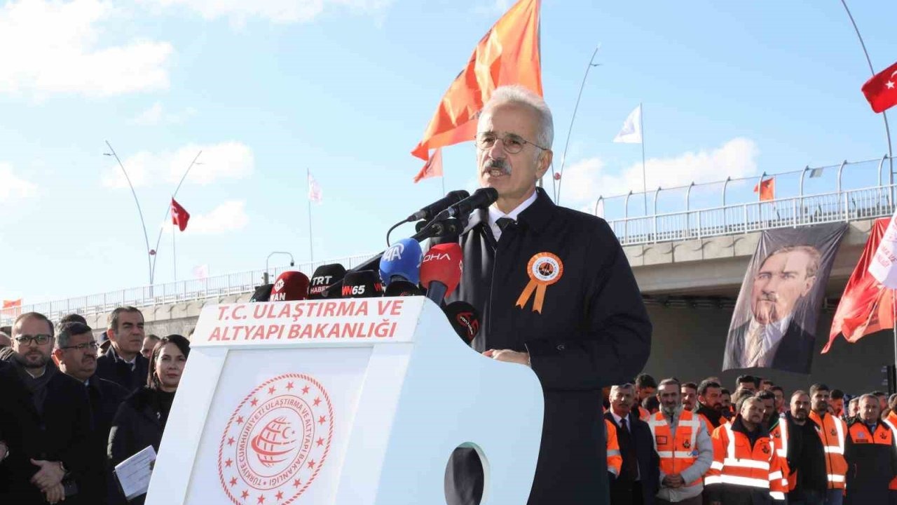 Van Çevre Yolu Açıldı: Yıllık 2.7 Milyar TL Tasarruf Sağlayacak