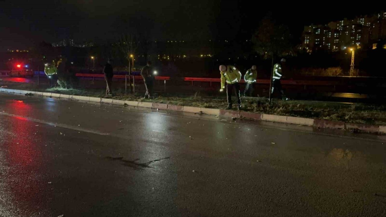 Yaşlı adam yolun karşısına geçmek isterken canından oldu