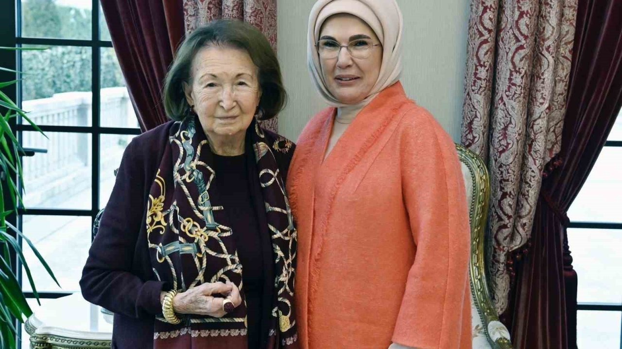 Cumhurbaşkanı Erdoğan, Koç ailesini kabul etti