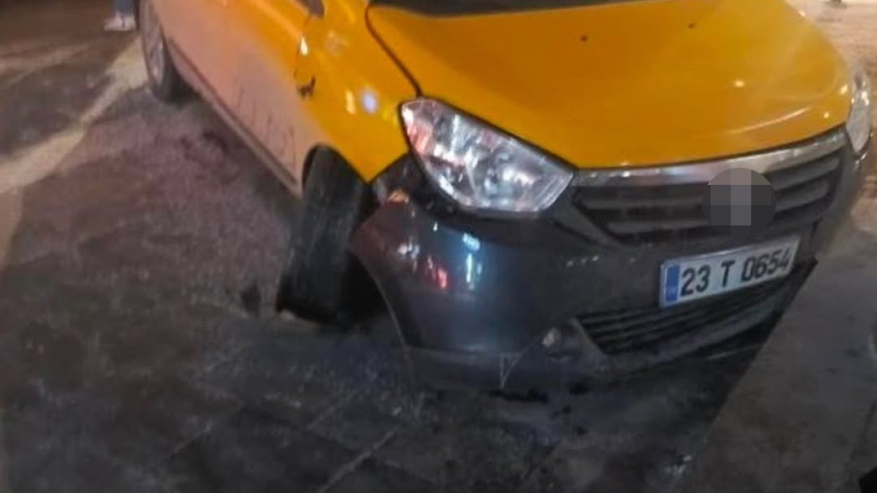 Elazığ’da alkollü şahıs çaldığı araçla kaza yaptı