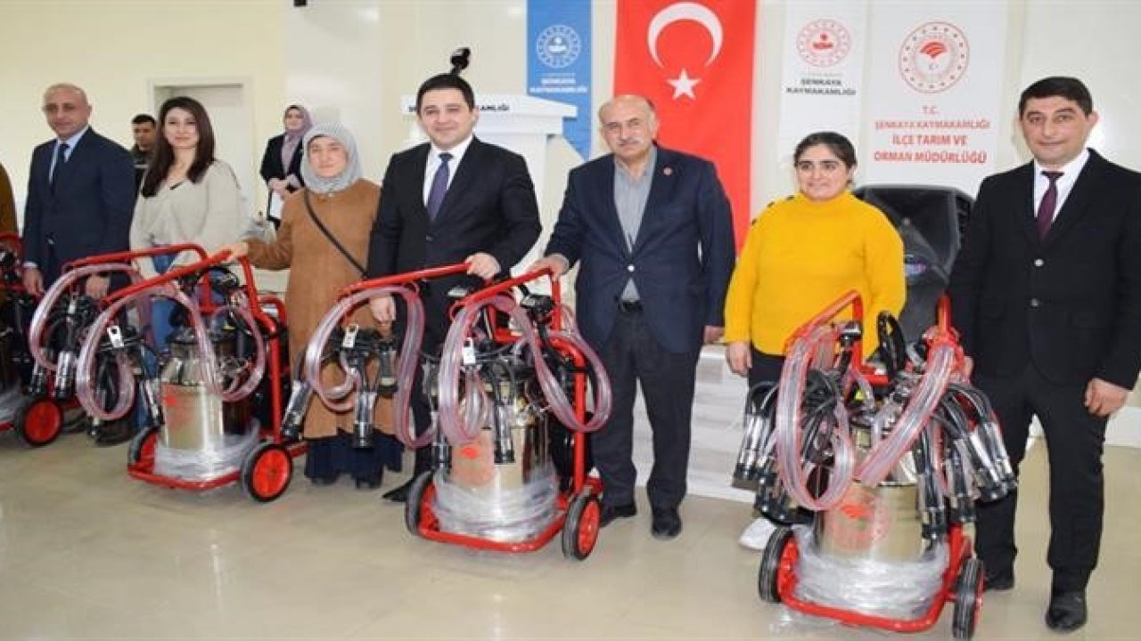 Erzurum'da 128 yetiştirici süt sağım makinesi ile buluştu