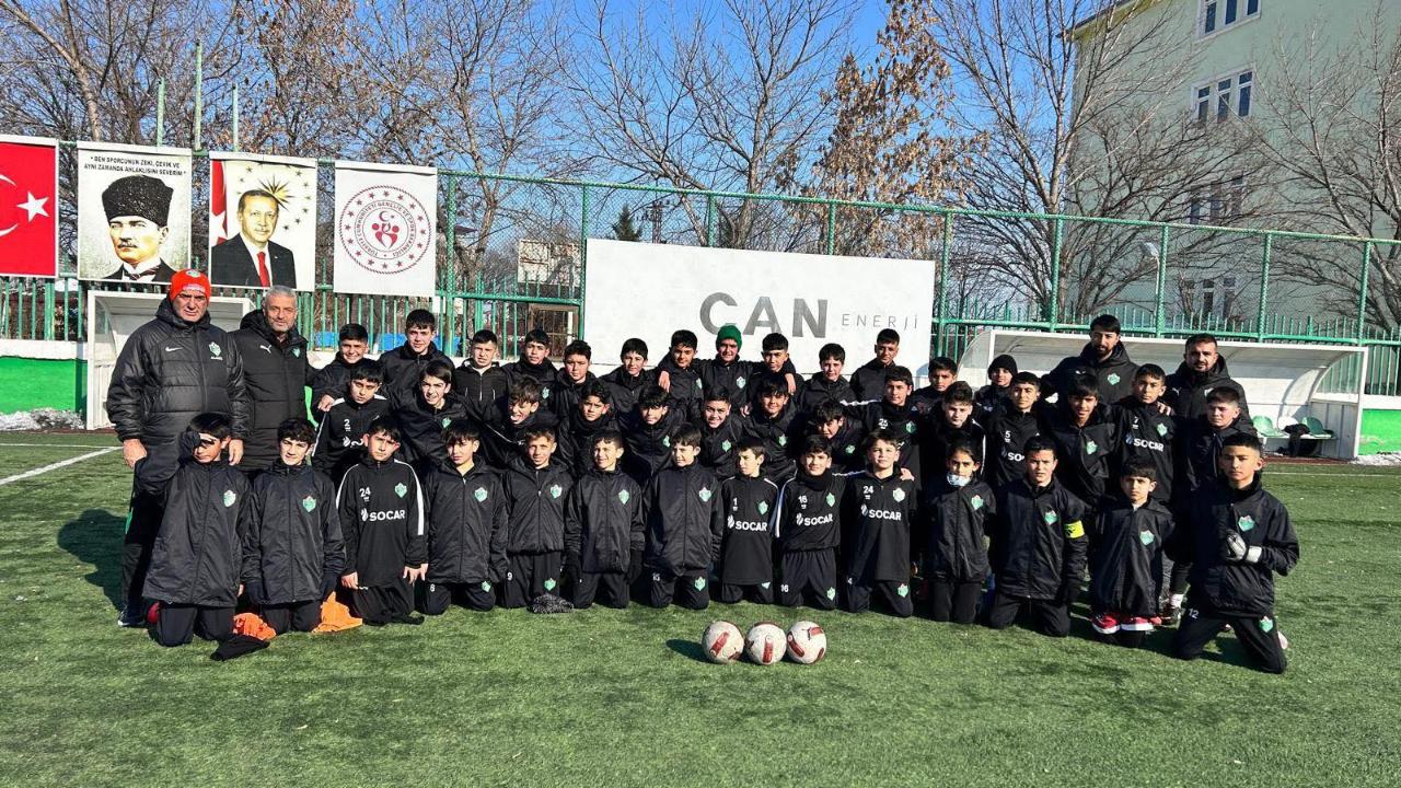 Iğdır FK Geleceğin Yıldızlarını Yetiştiriyor: U12 ve U13 Takımları Sahaya İniyor!