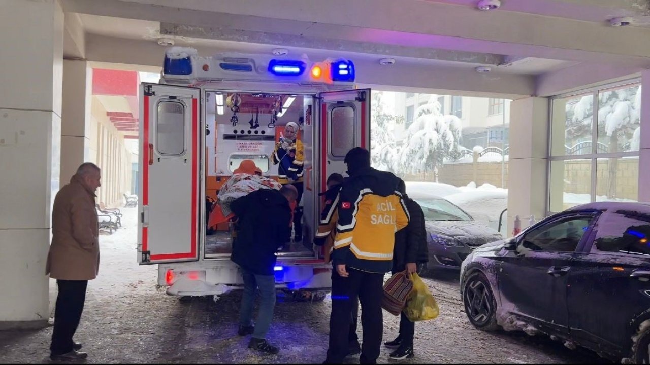 Muş’ta Nefes Darlığı Çeken Hasta İçin Obez Ambulansı Seferber Oldu
