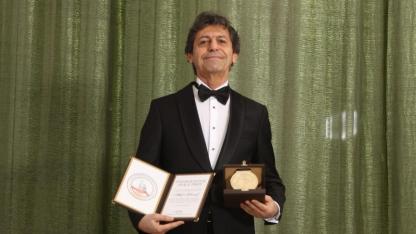 Nobel Adayı Akif Manaf’a Fransa’dan Büyük Onur: 2025 Uluslararası Barış Ödülü!