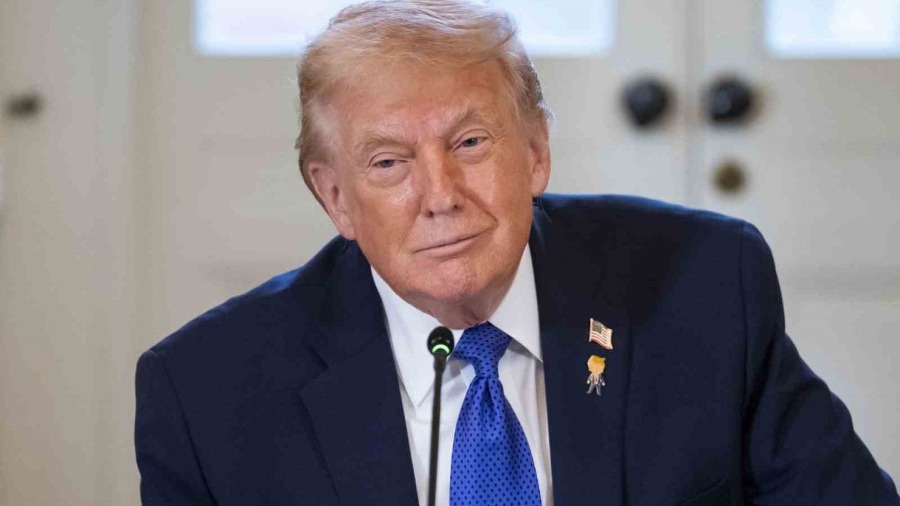 Trump: "İran özgürlüğe bakıyor, ABD yardıma hazırdır"
