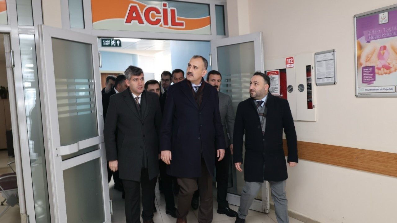 Vali Önder Bozkurt’tan Diyadin Devlet Hastanesine İnceleme Ziyareti