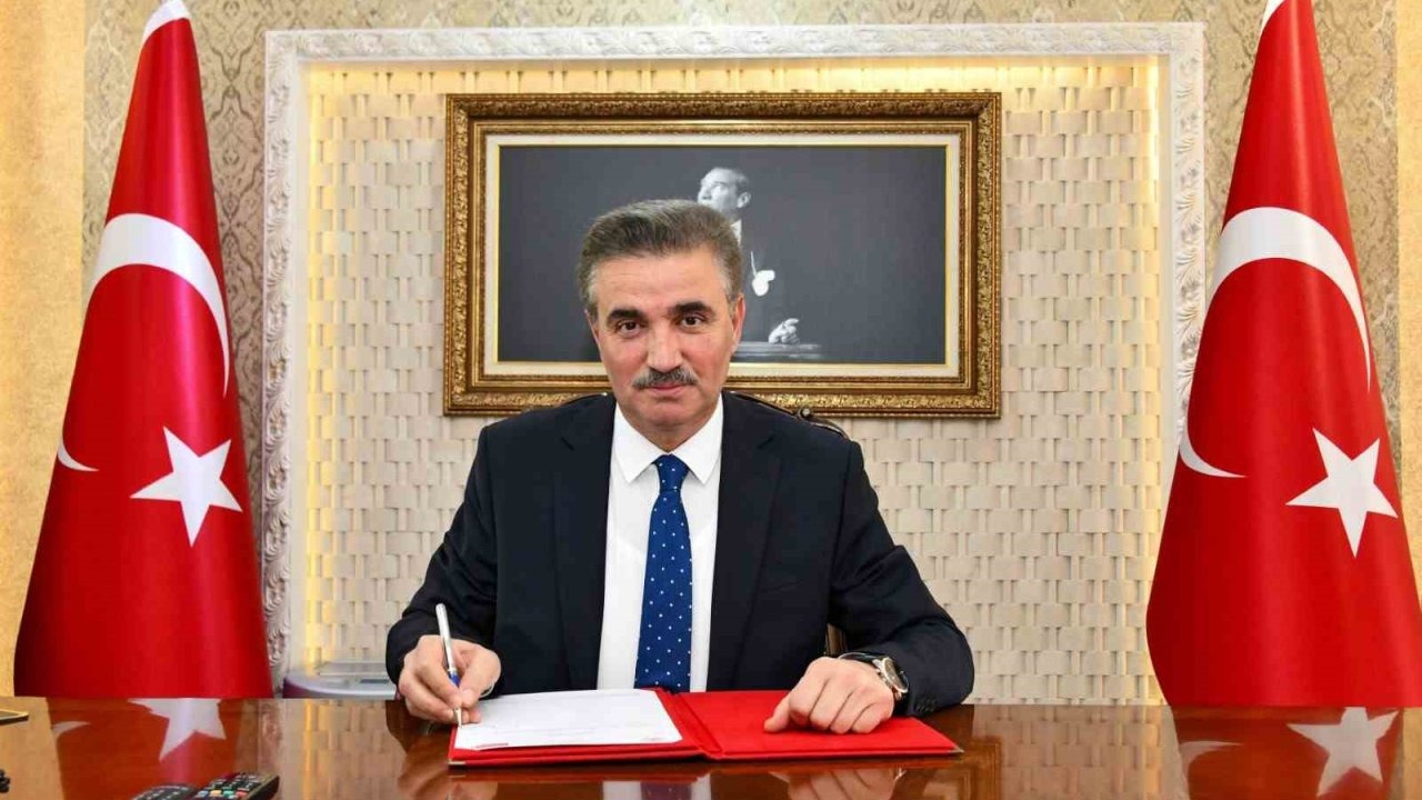 Erzurum Valiliği'nde Görev Değişimi: Aydın Baruş Yeni Vali Oldu