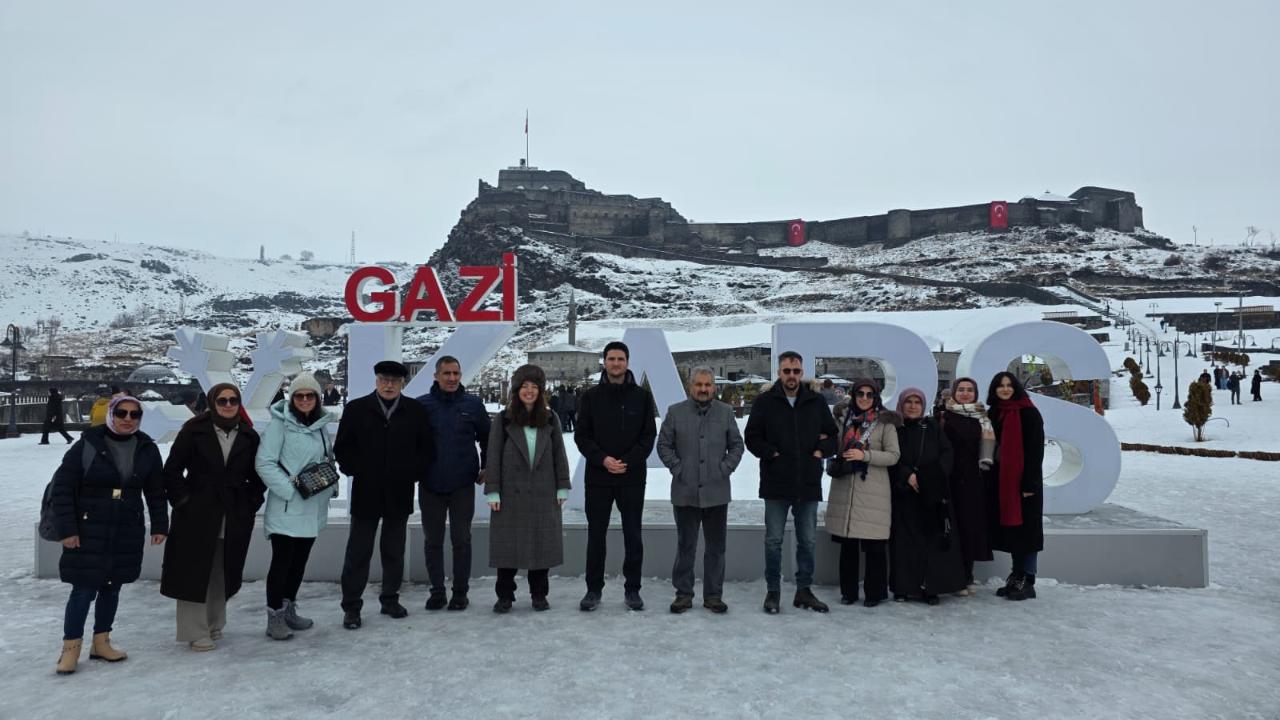 Iğdırlı Doğa Severlerden Kars Ani Ören Yeri’ne Farkındalık Etkinliği