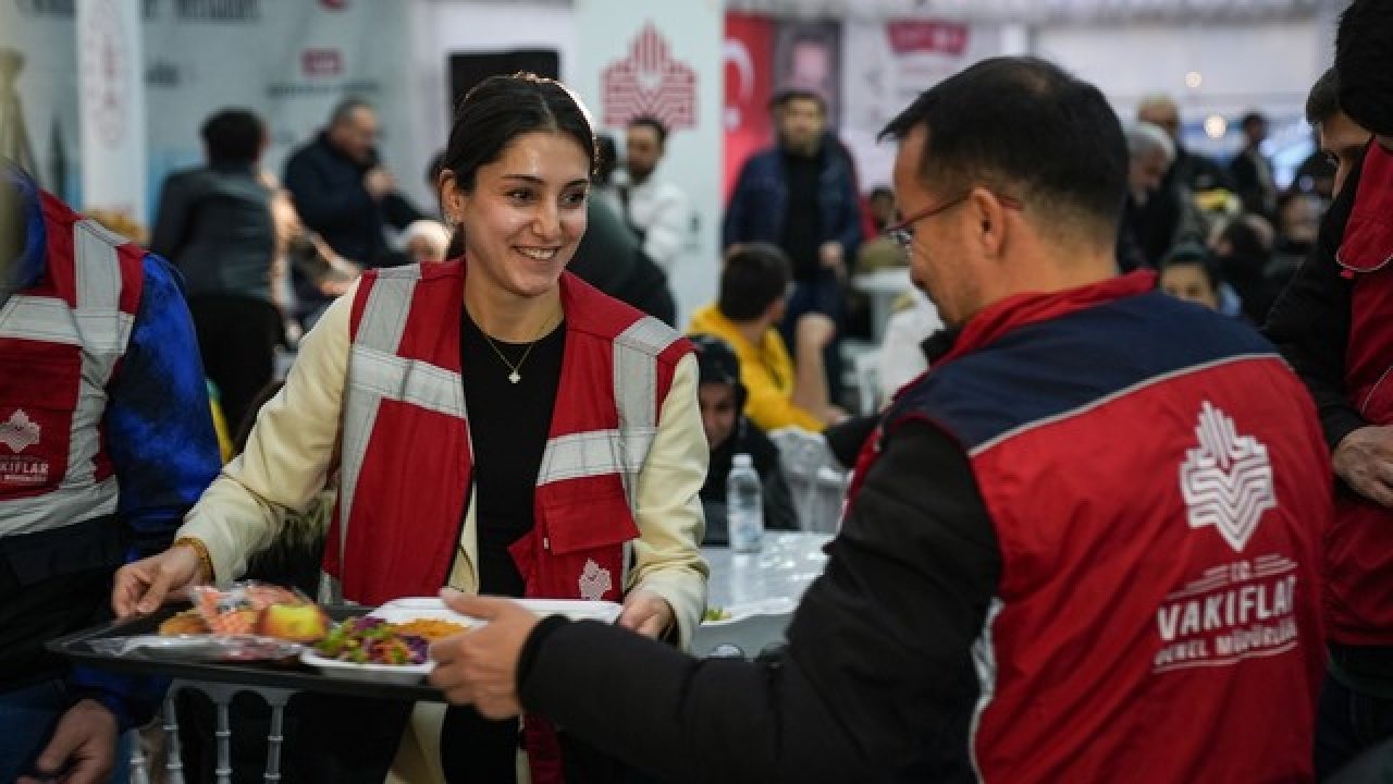 Vakıf Geleneği 7 İlde Yaşatılacak: Erzurum Bölge Müdürlüğü'nden Dev İftar Organizasyonu