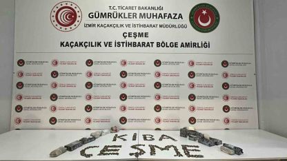 İtalya'ya Kaçırılacaklardı: Çeşme Gümrüğünde 7 Bin 550 Tarihi Eser Yakalandı
