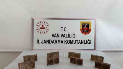 Van’ın Çaldıran ilçesinde 3,5 milyon TL değerinde altın tarihi eser ele geçirildi