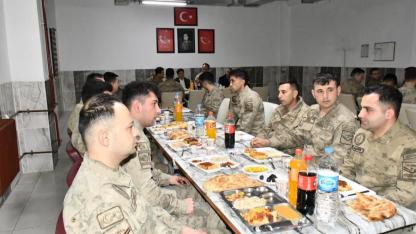 Aralık Kaymakamı Fatih Gülnar’dan Sınırda Görev Yapan Jandarmaya İftar Ziyareti!