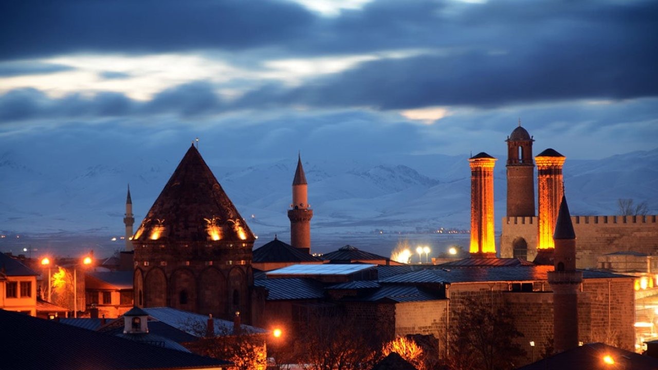 Doğu Anadolu’da Kış Yüzünü Tekrar Gösteriyor