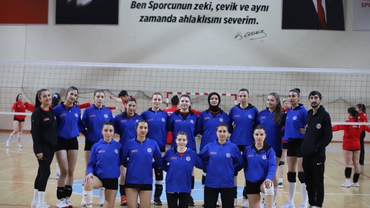 Erzurum Üniversiteli Gençler Spor Kulübü’nden Şampiyonluk İmzası