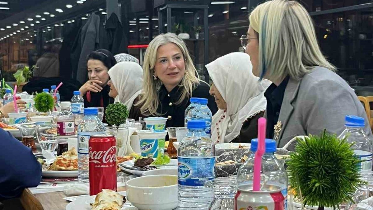 Ulu Çınarların Gönlüne Dokunan İftar: Kızılaydan Anlamlı Buluşma