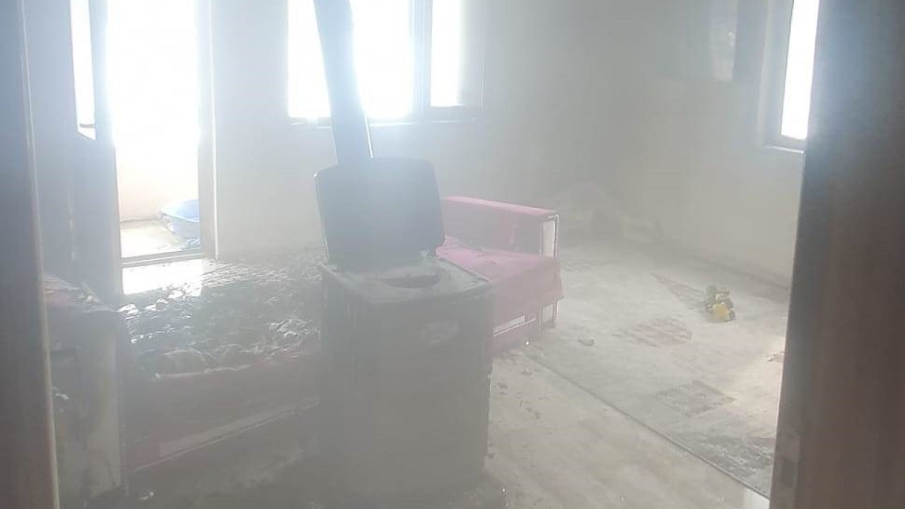 Van’ın İpekyolu İlçesinde Ev Yangını