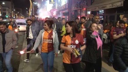 Serhat Şehri Sarı-Kırmızıya Büründü: Kars Sokaklarında Victor Osimhen ve Barış Alper Yılmaz Sesleri