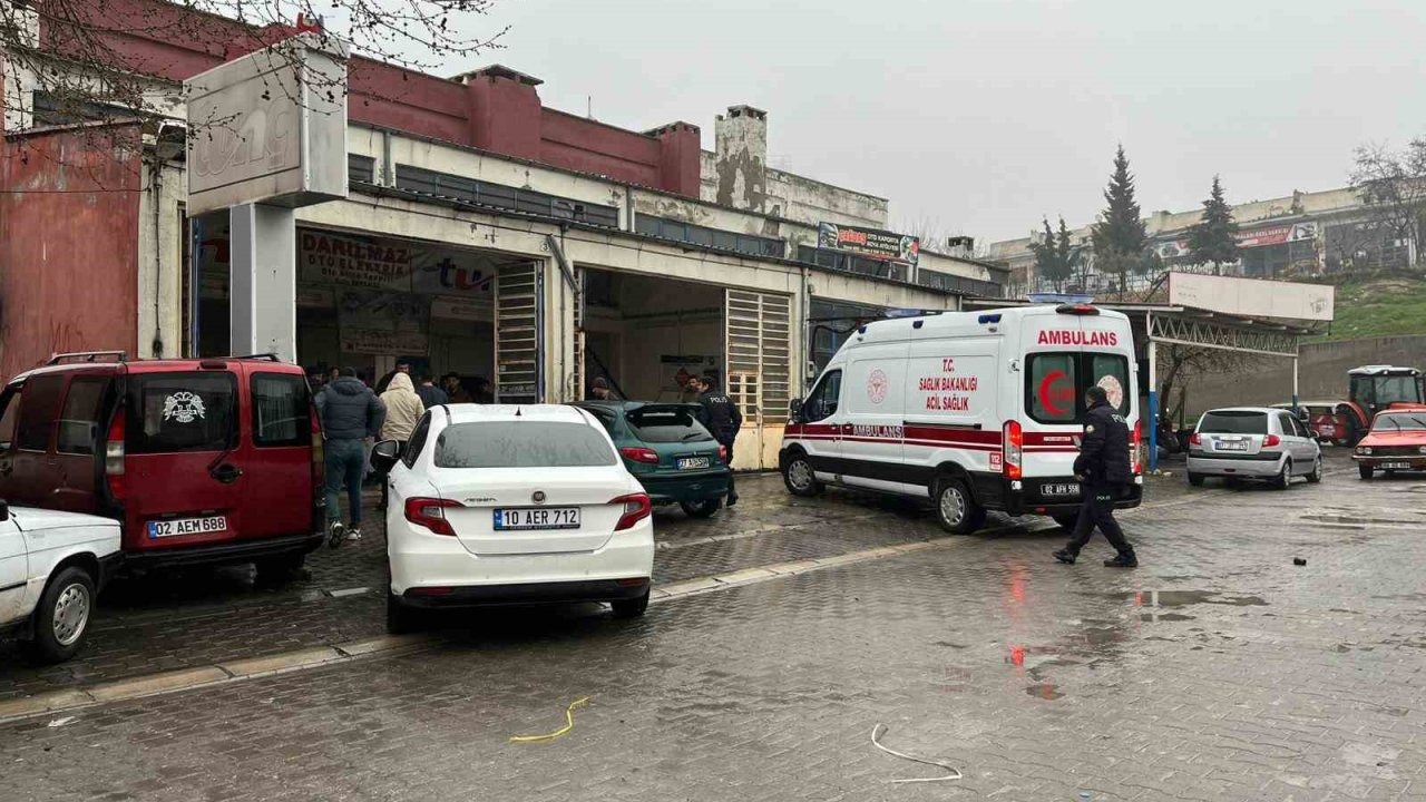 Besni Sanayi Sitesi’nde Silahlı Kavga: 1 Kişi Yaralandı