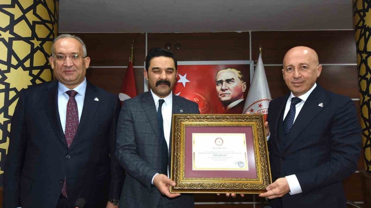 DAİB Yeni Başkanı Ömer Madırlı Mazbatasını Aldı