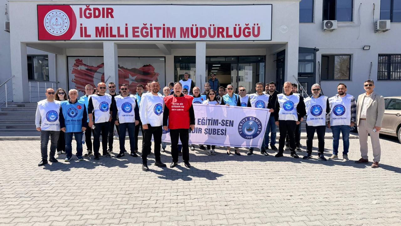 Iğdır’da Türk Eğitim-Sen’den İş Bırakma Eylemi
