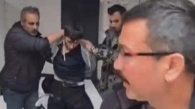 15 Yıl Cezası Vardı, Cami Tuvaletinde Polise Yakalandı
