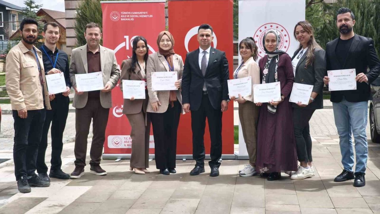 Erzurum’da ANKA 3.0 Rüzgarı: 6 İlden 66 Uzman Çocuk Hizmetleri İçin Buluştu